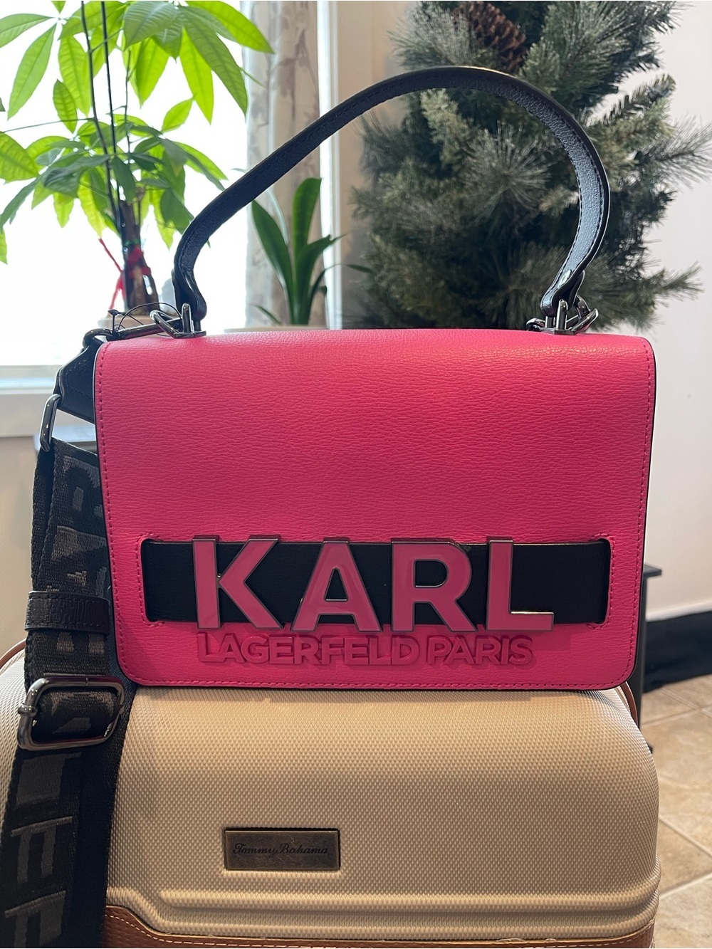 KARL LAGERFELD Simone Retro Pink Crossbody Bag